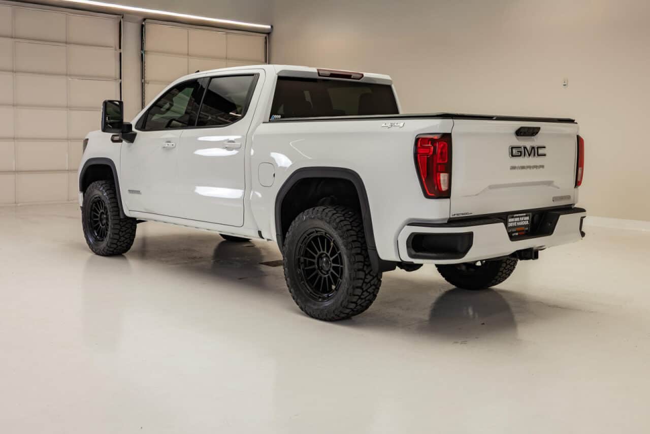 2024 GMC Sierra 1500 Elevation — photo 5