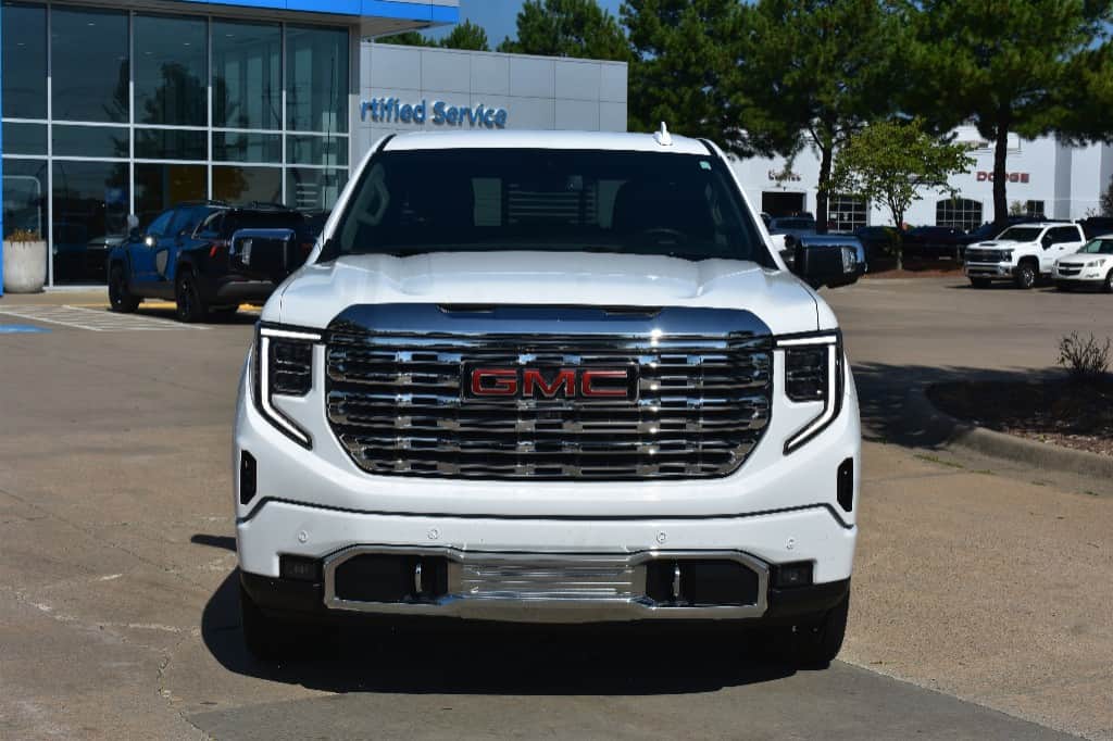 2023 GMC Sierra 1500 Denali 4WD — photo 2