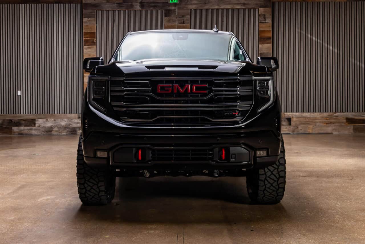 2026 GMC Sierra 1500 AT4 — photo 2