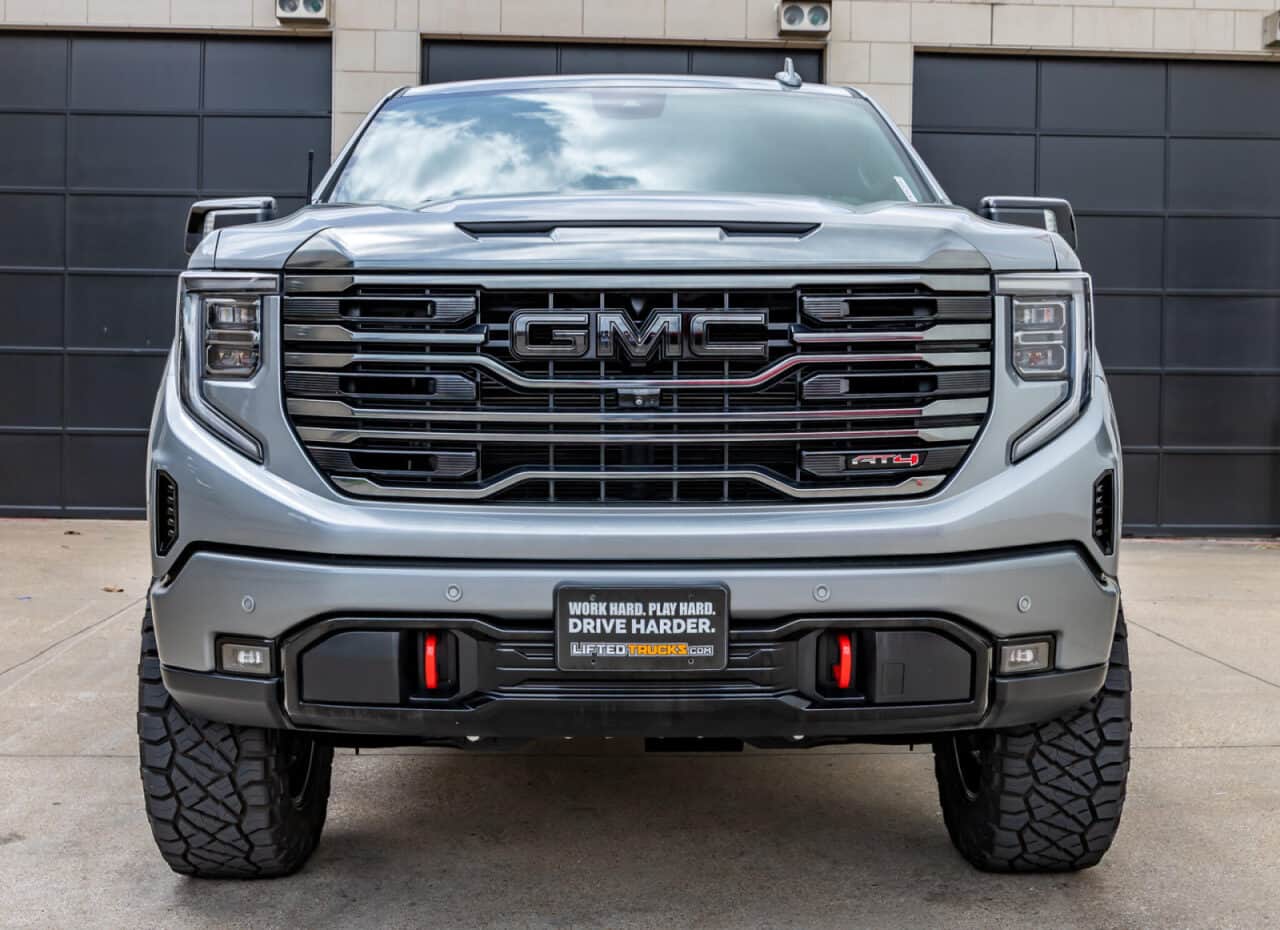 2024 GMC Sierra 1500 AT4 — photo 2