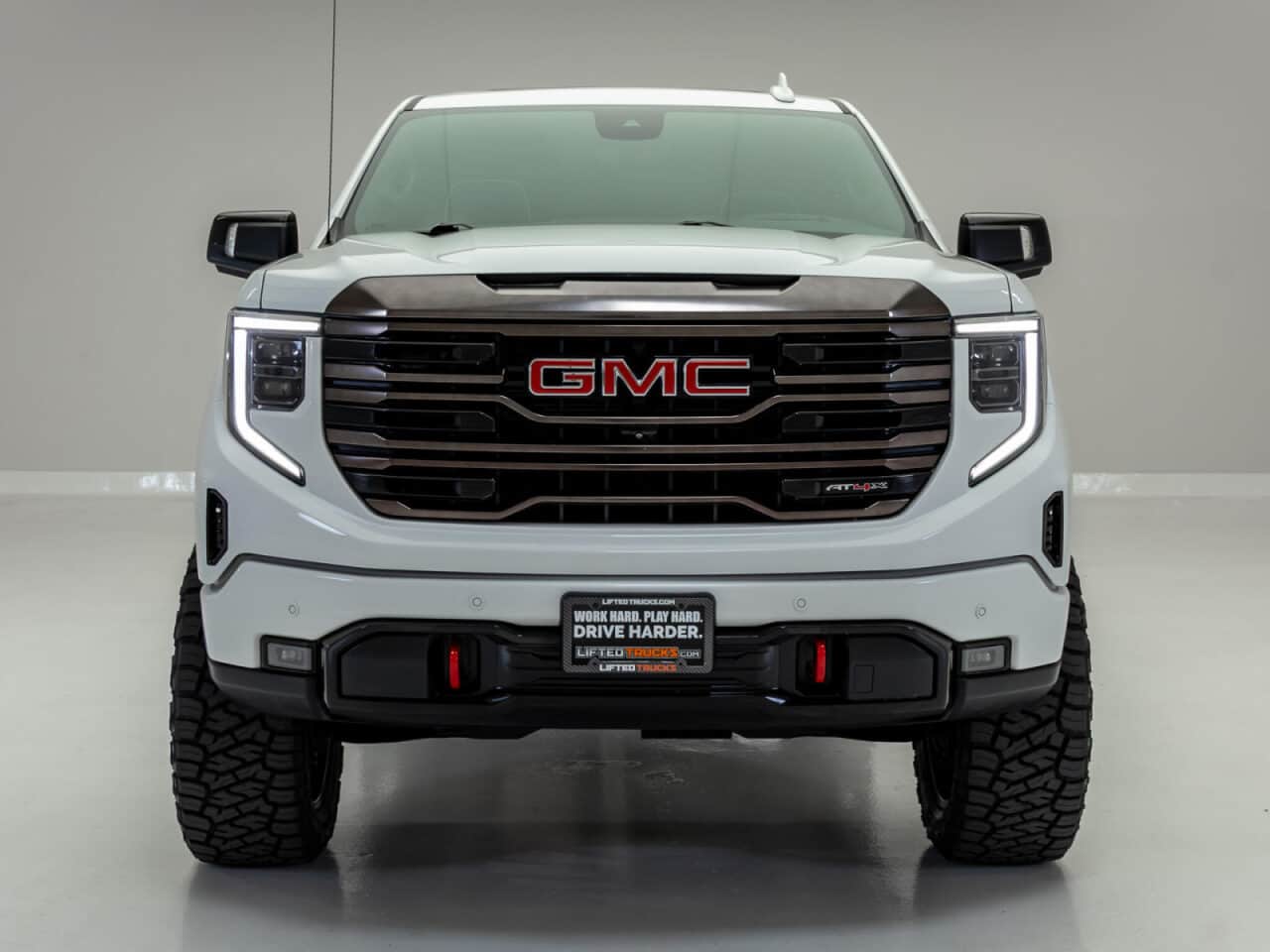 2023 GMC Sierra 1500 AT4X — photo 2