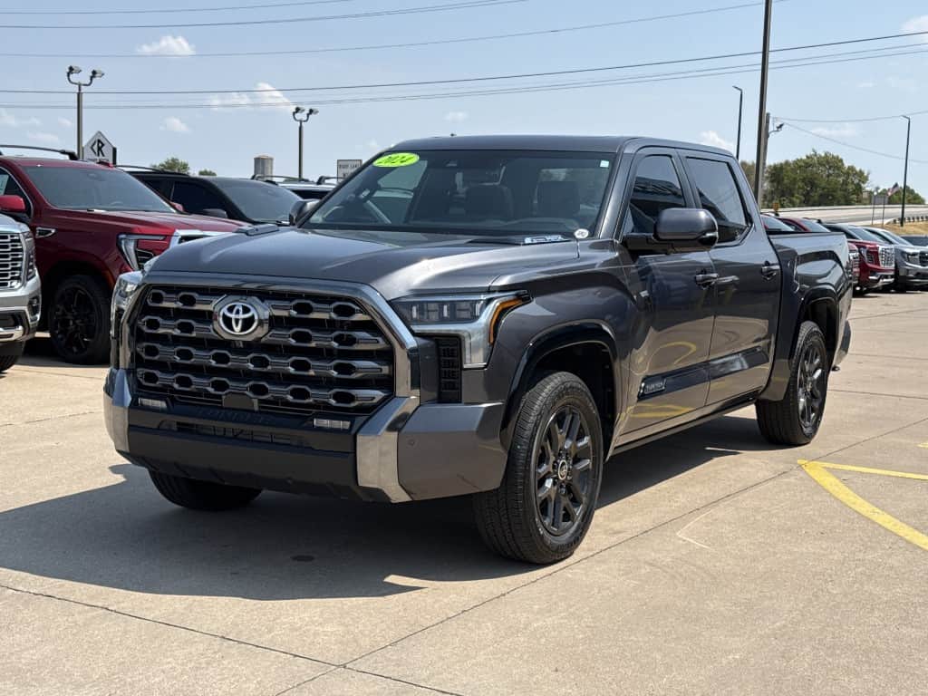 2024 Toyota Tundra Platinum Hybrid 4WD