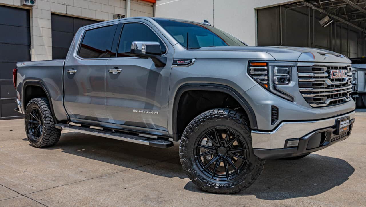2023 GMC Sierra 1500 SLT