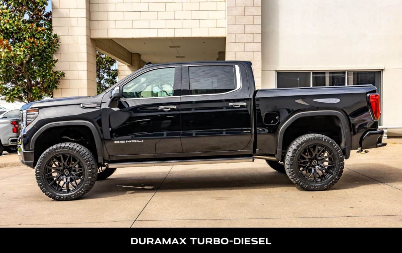 2026 GMC Sierra 1500 Denali Ultimate — photo 4