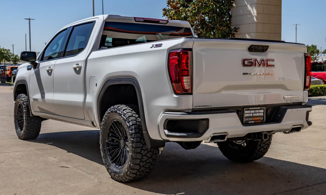 2025 GMC Sierra 1500 Elevation — photo 5