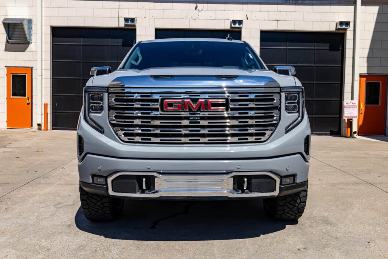 2025 GMC Sierra 1500 Denali — photo 2