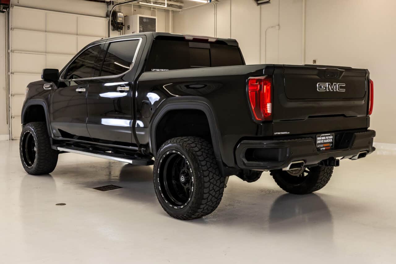 2022 GMC Sierra 1500 Limited SLT — photo 5
