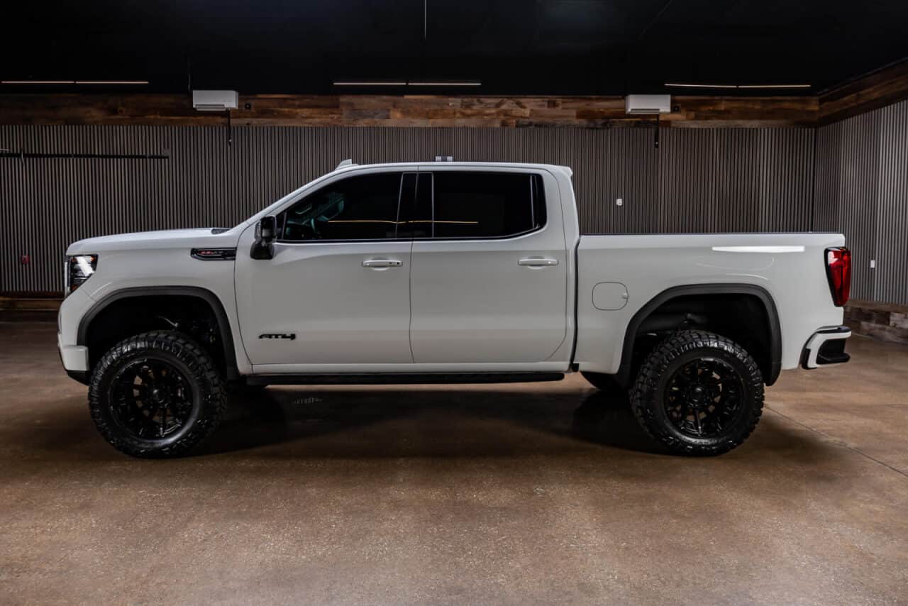 2026 GMC Sierra 1500 AT4 — photo 4