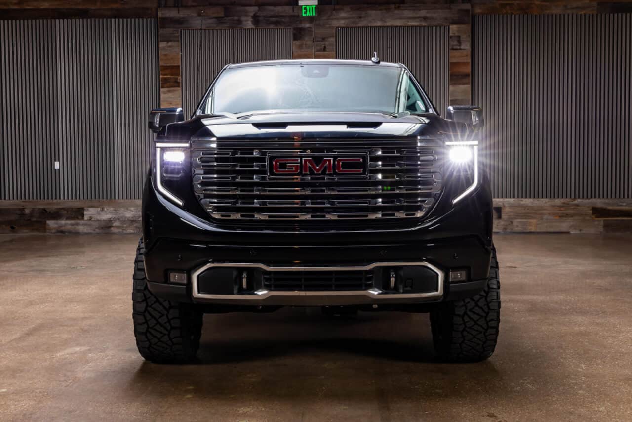 2026 GMC Sierra 1500 Denali — photo 2