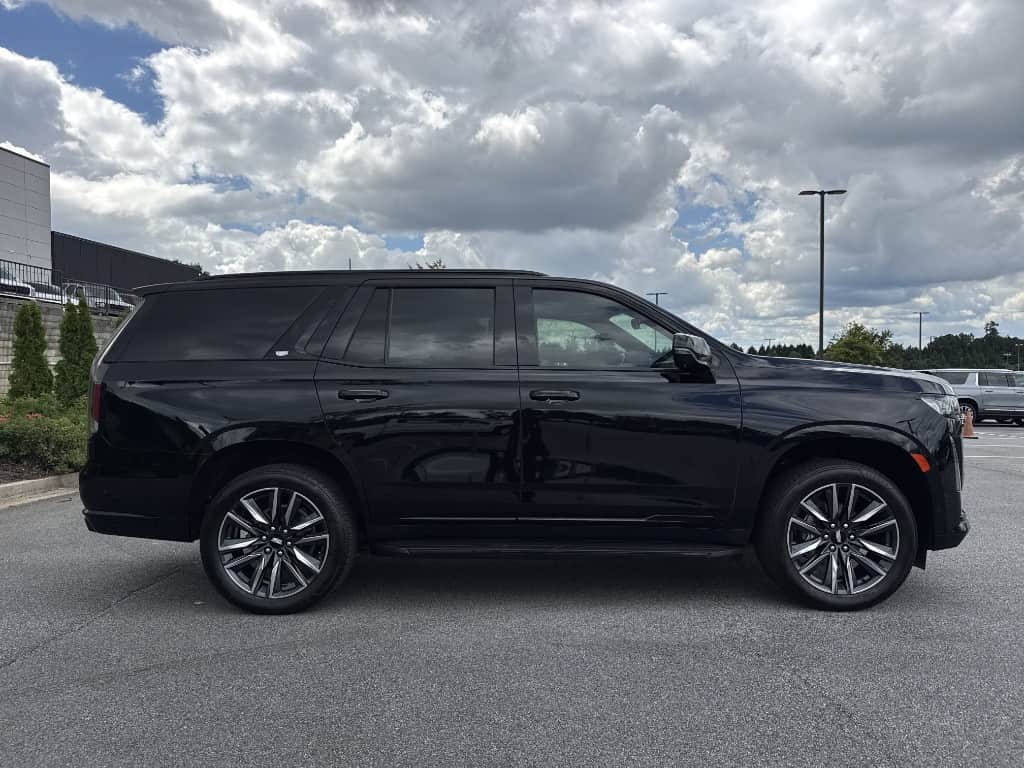 2021 Cadillac Escalade Sport — photo 3