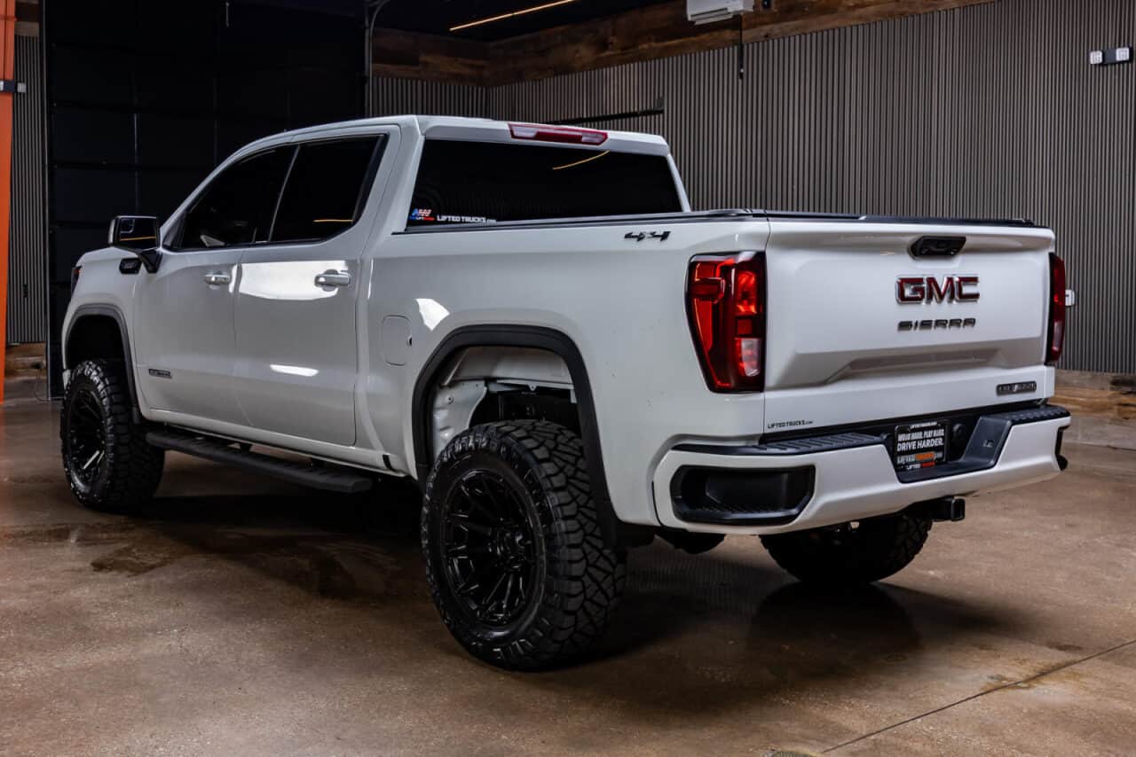 2026 GMC Sierra 1500 Elevation — photo 5