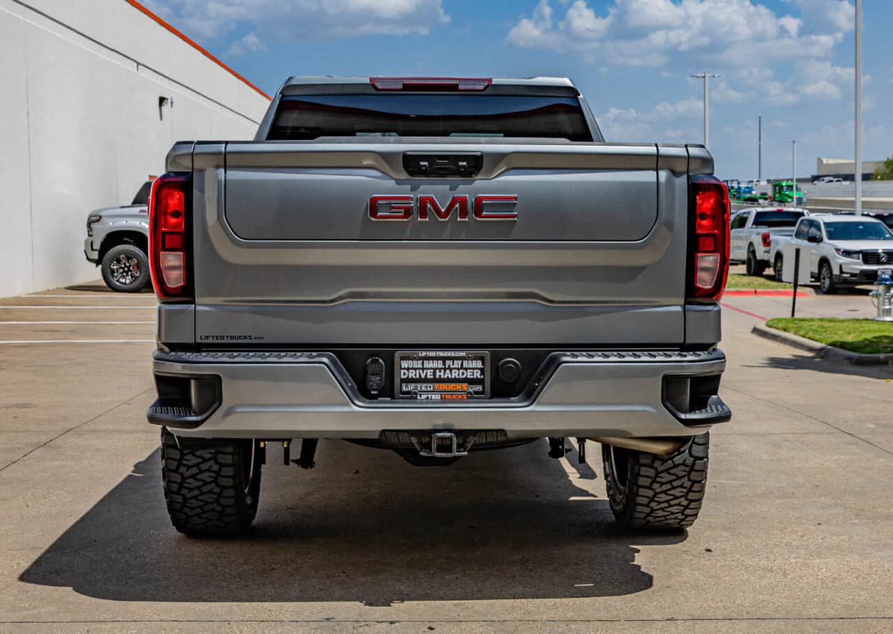 2024 GMC Sierra 1500 Elevation — photo 5