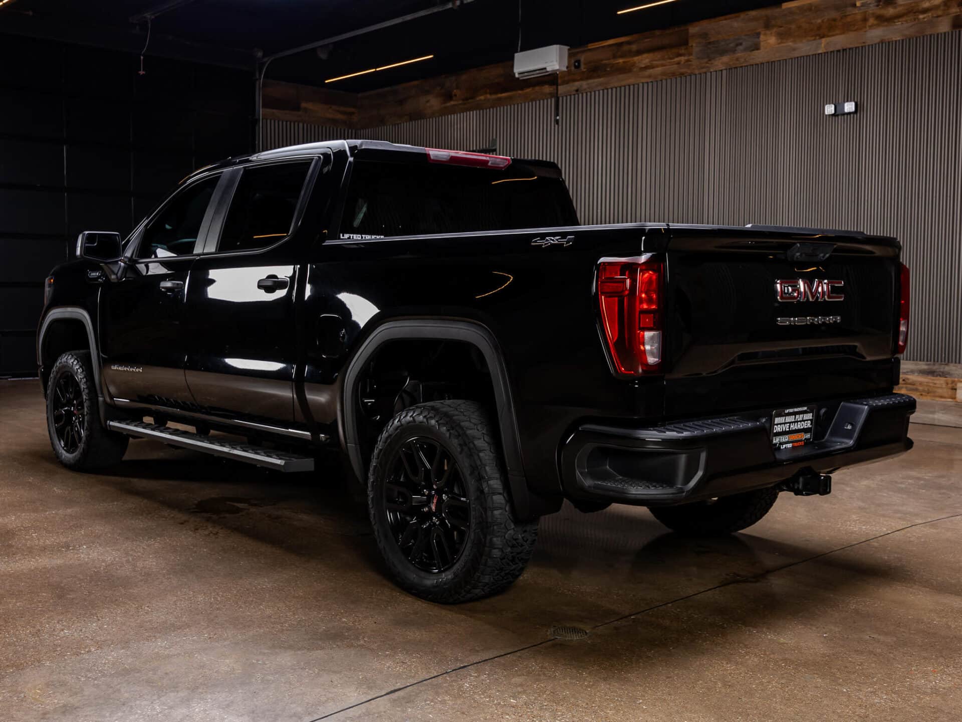 2025 GMC Sierra 1500 Pro — photo 5