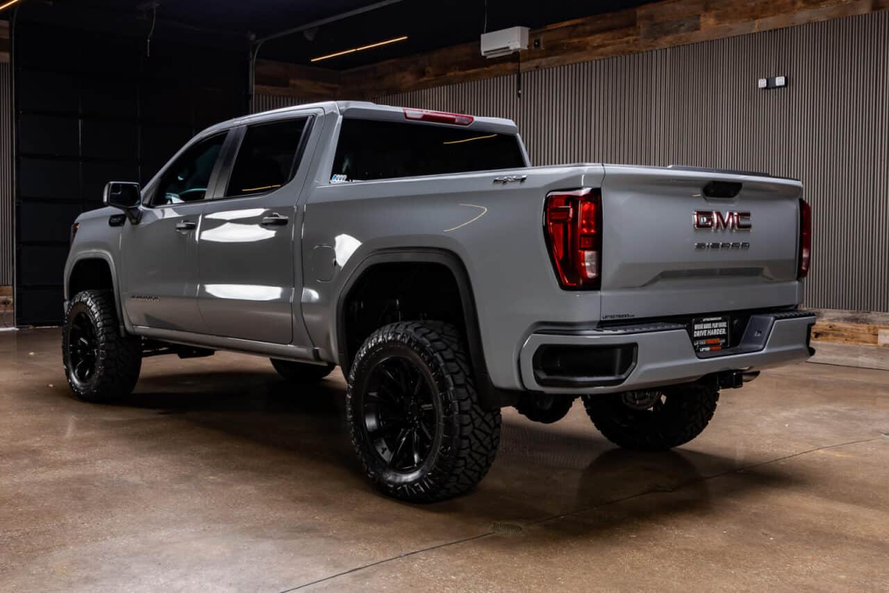 2025 GMC Sierra 1500 Pro — photo 5