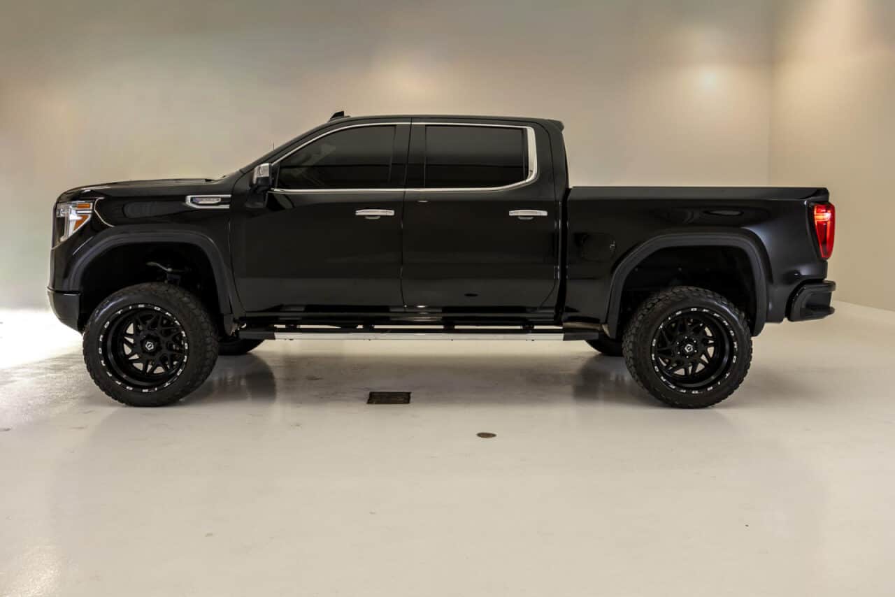 2022 GMC Sierra 1500 Limited SLT — photo 4