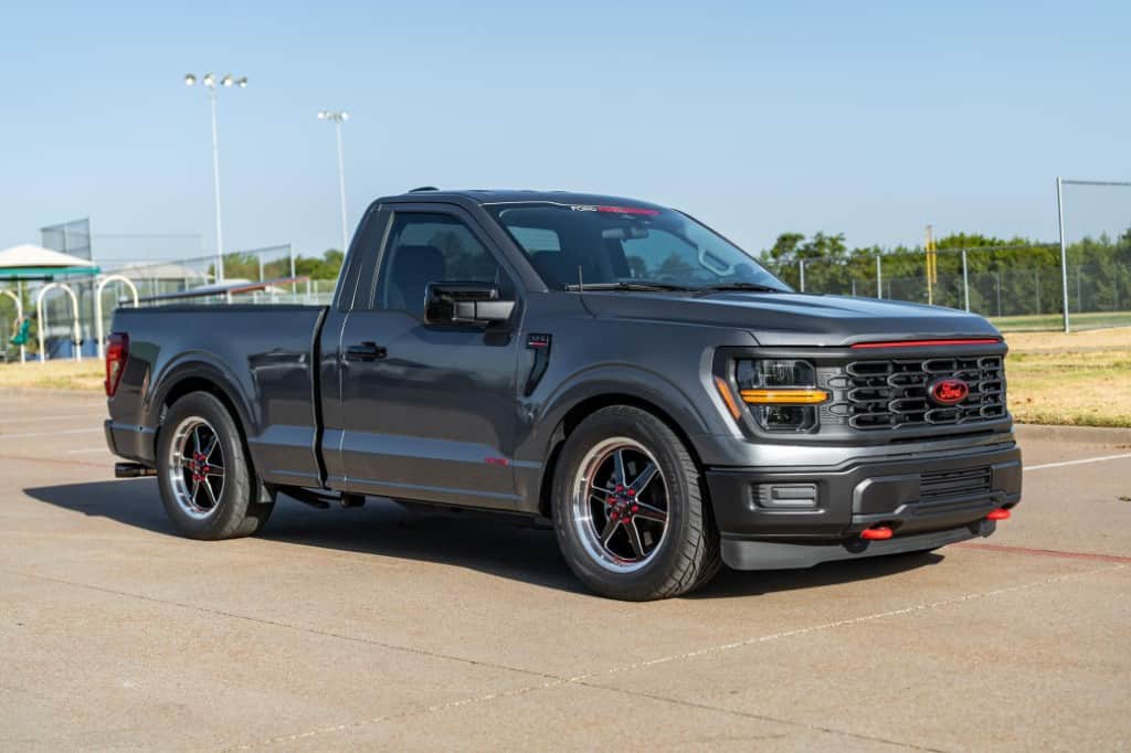 2024 Ford F-150 XL Regular Cab 4x4 — photo 3