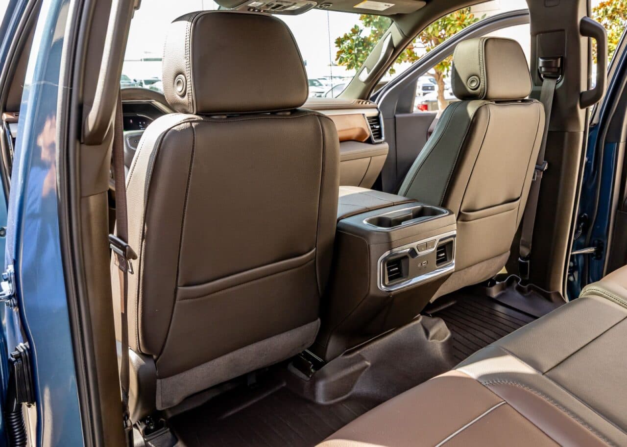 2025 GMC Sierra 1500 Denali — photo 33 of 40
