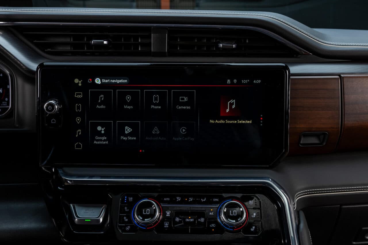 2025 GMC Sierra 1500 Denali Ultimate — photo 23 of 40
