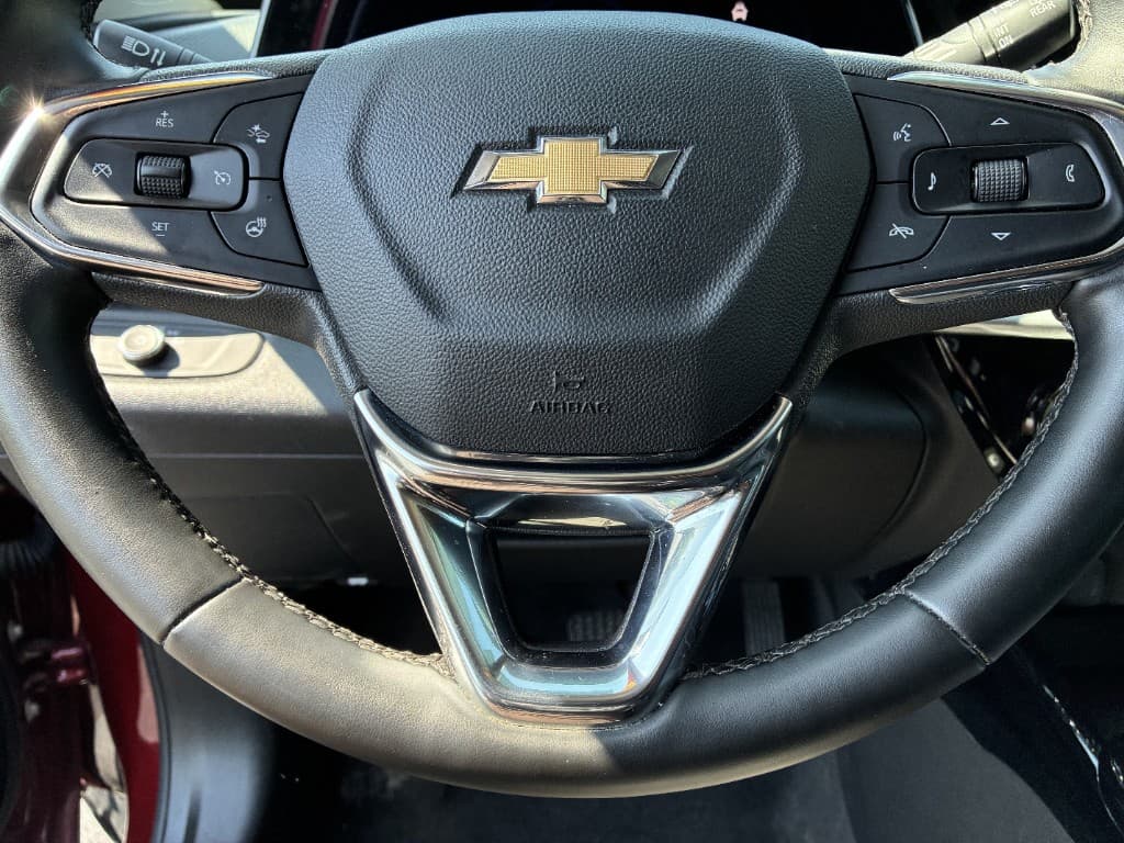 2025 Chevrolet Trax LT — photo 20 of 27