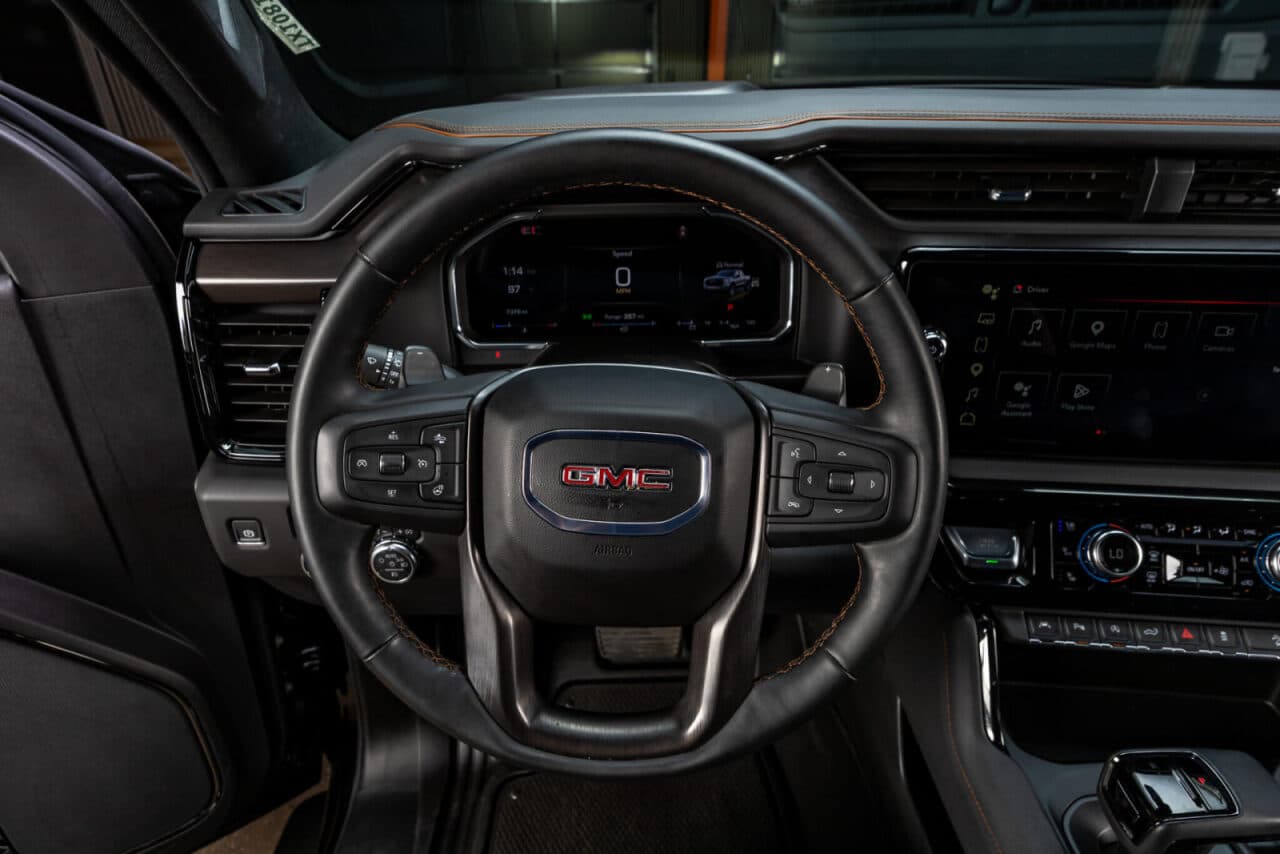 2026 GMC Sierra 1500 AT4 — photo 17 of 38