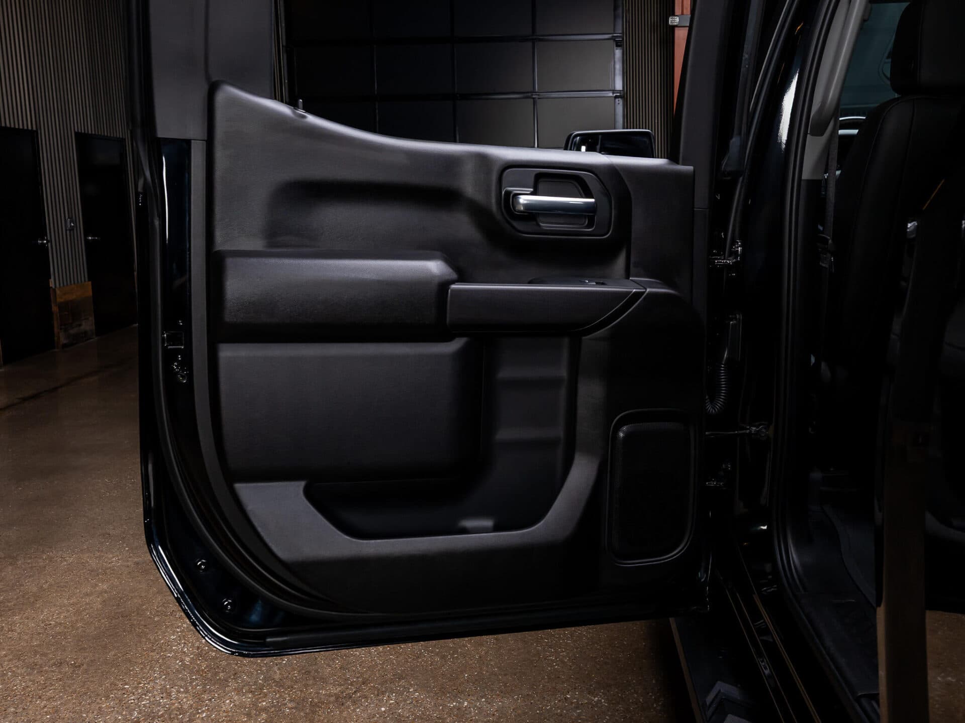 2025 GMC Sierra 1500 Pro — photo 34 of 37