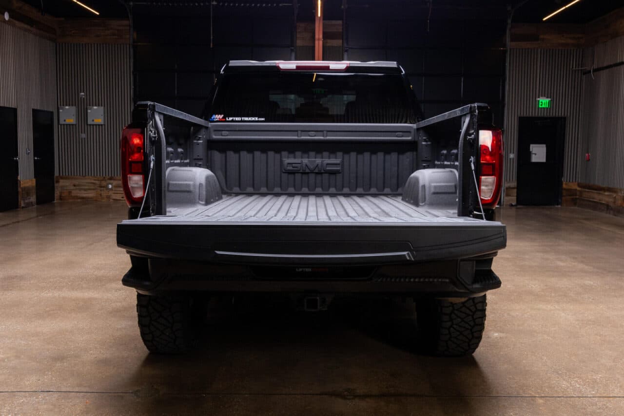 2024 GMC Sierra 1500 Elevation — photo 7 of 37