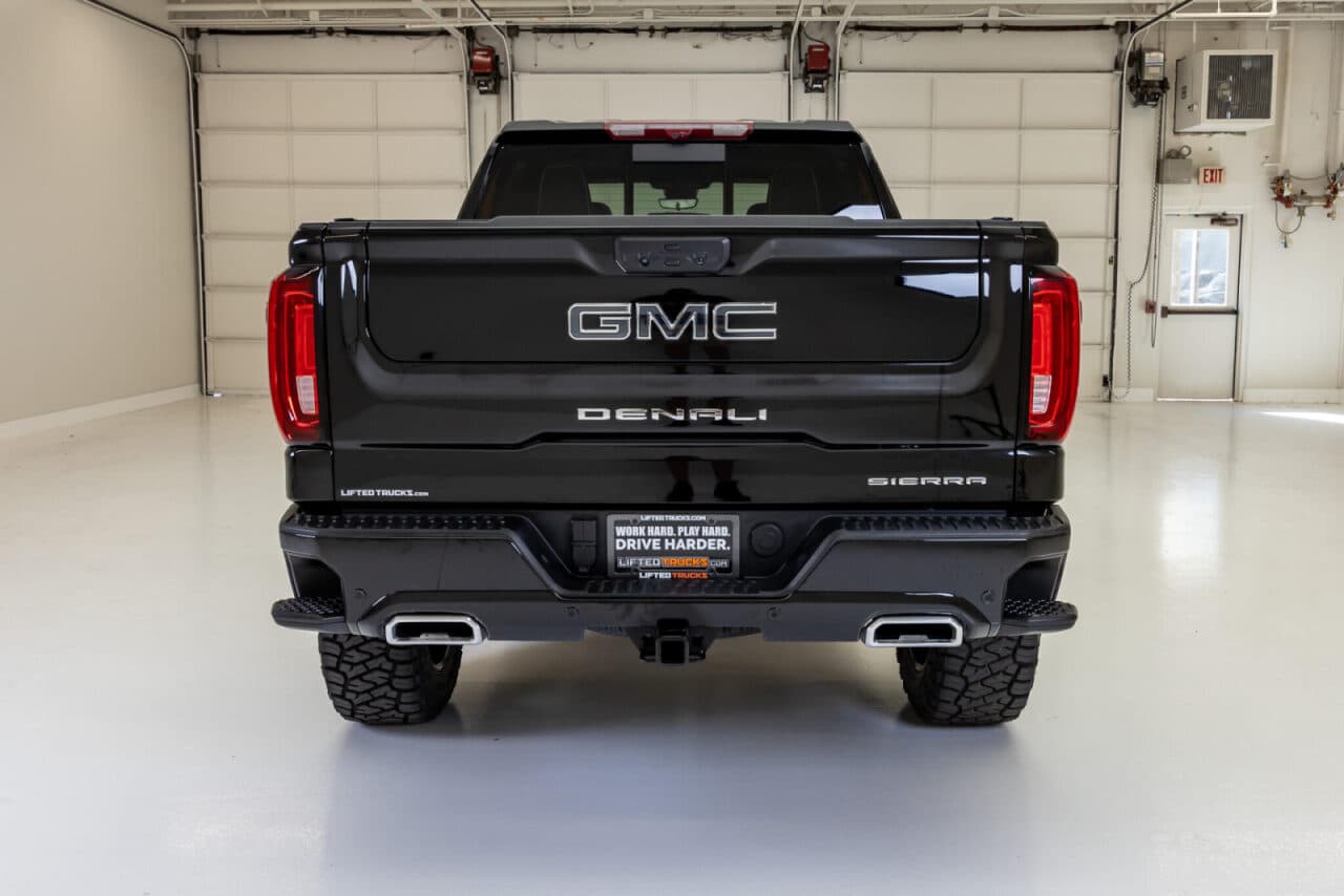 2025 GMC Sierra 1500 Denali Ultimate — photo 6 of 38