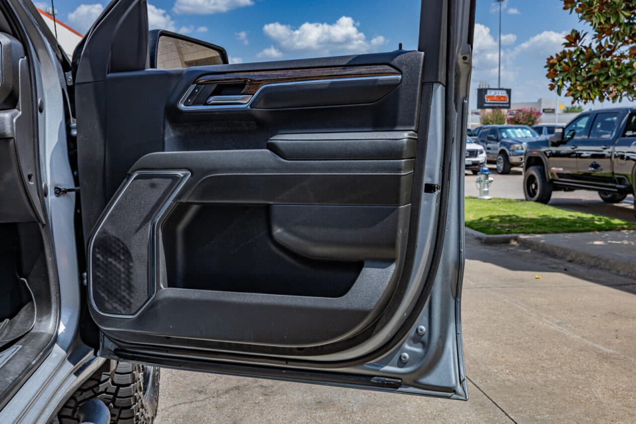 2024 GMC Sierra 1500 Elevation — photo 34 of 38