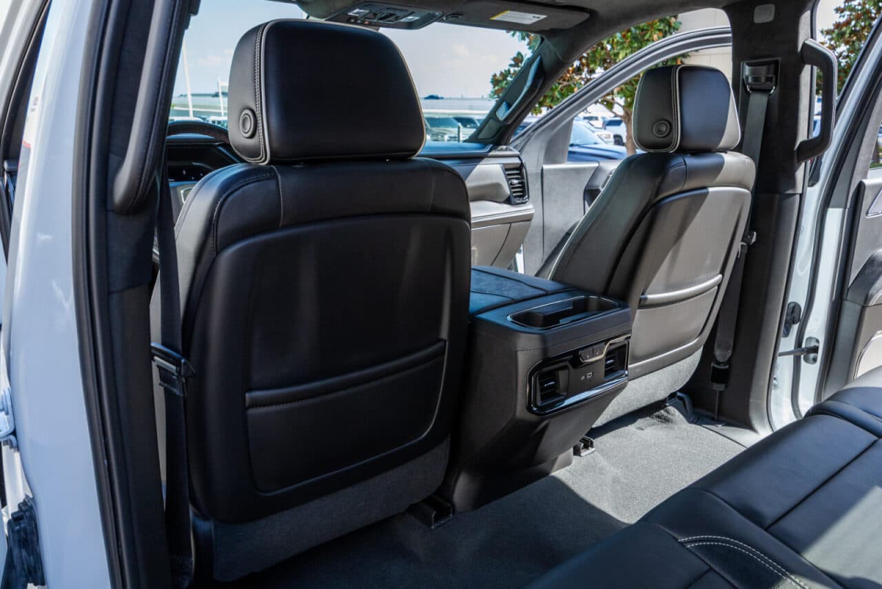 2024 GMC Sierra 1500 AT4X — photo 33 of 40