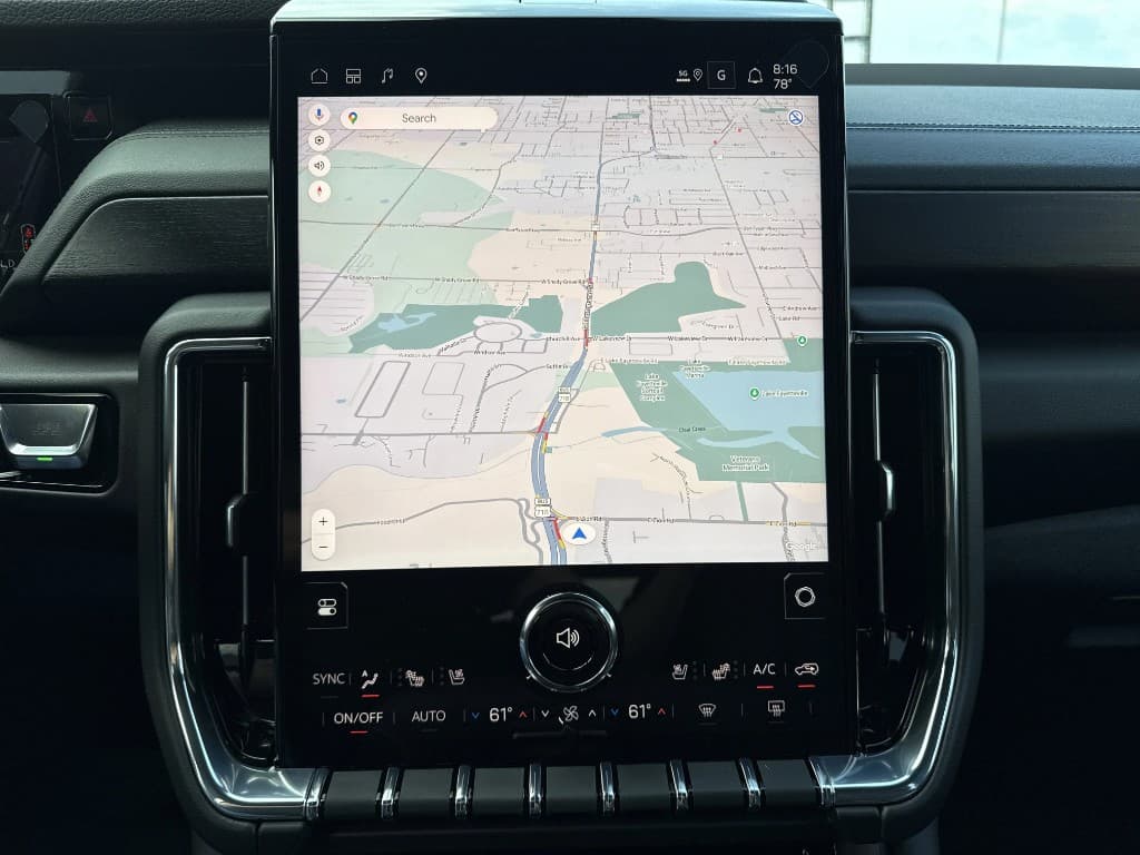2026 GMC Yukon Denali 4WD — photo 8 of 20