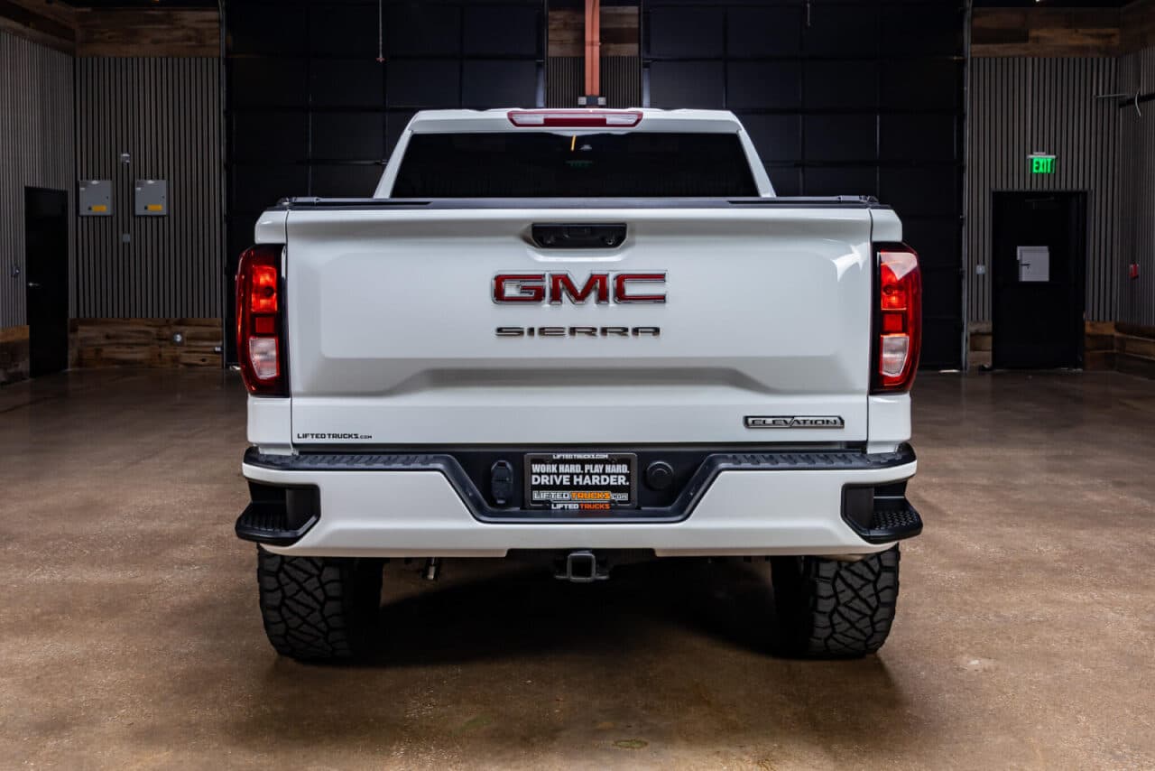 2026 GMC Sierra 1500 Elevation — photo 6 of 36
