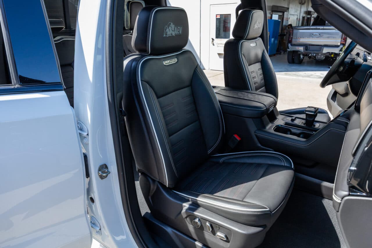 2024 GMC Sierra 1500 AT4X — photo 30 of 40