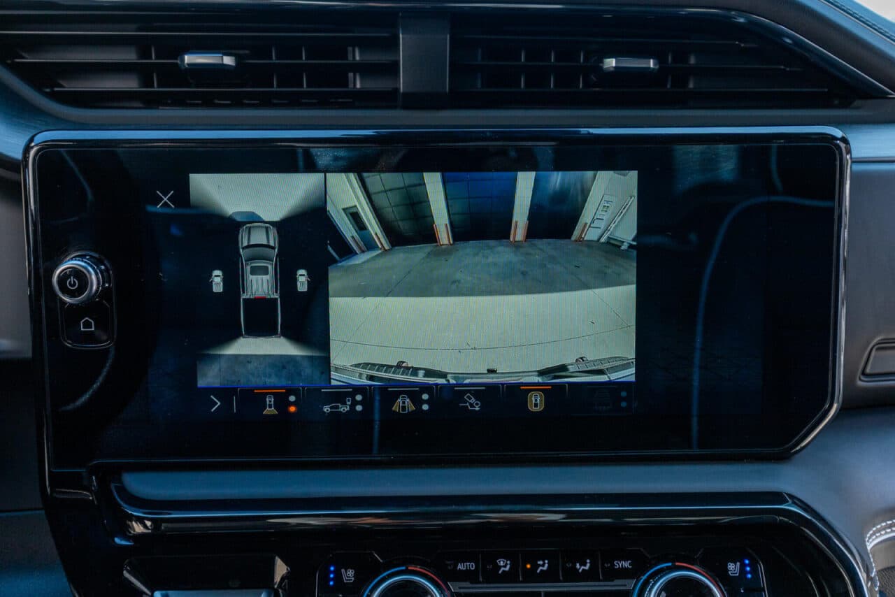 2024 GMC Sierra 1500 AT4X — photo 24 of 40