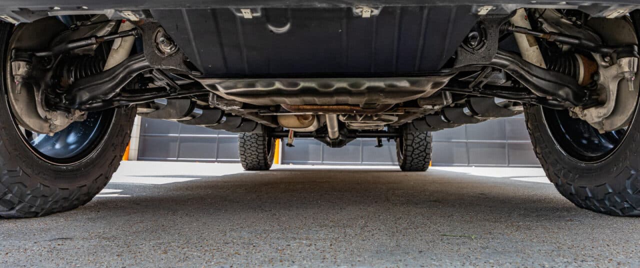 2023 GMC Sierra 1500 SLT — photo 13 of 39