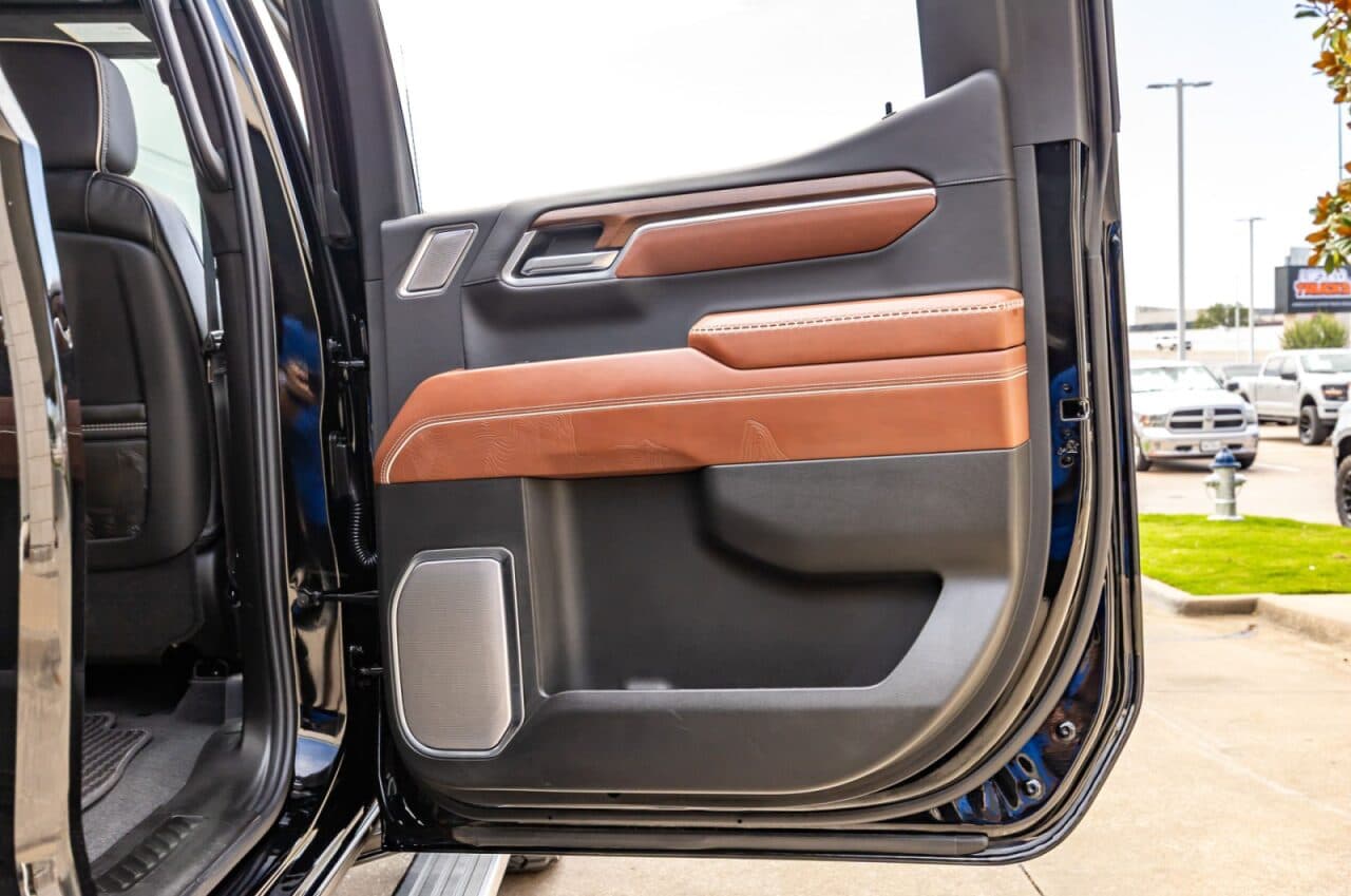 2026 GMC Sierra 1500 Denali Ultimate — photo 38 of 40