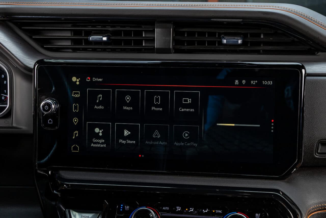 2023 GMC Sierra 1500 AT4 — photo 23 of 38