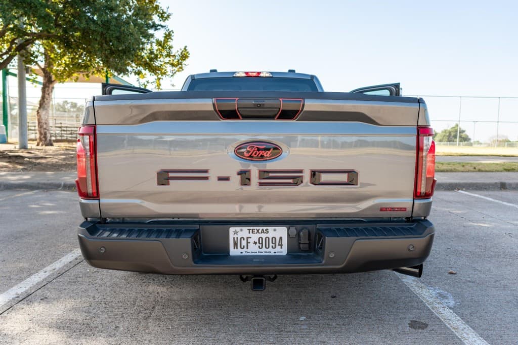 2024 Ford F-150 XL Regular Cab 4x4 — photo 11 of 36