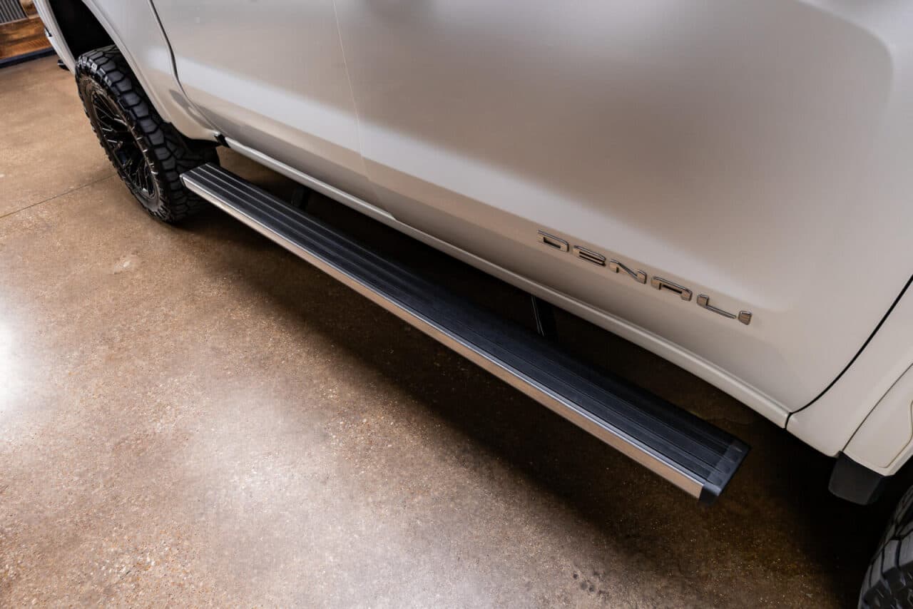 2024 GMC Sierra 1500 Denali Ultimate — photo 11 of 40