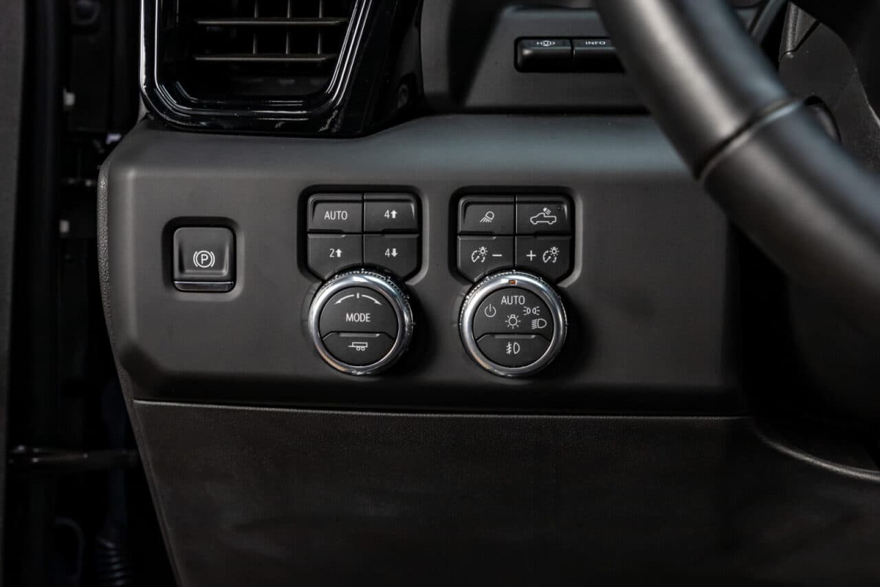 2026 GMC Sierra 1500 AT4 — photo 16 of 38