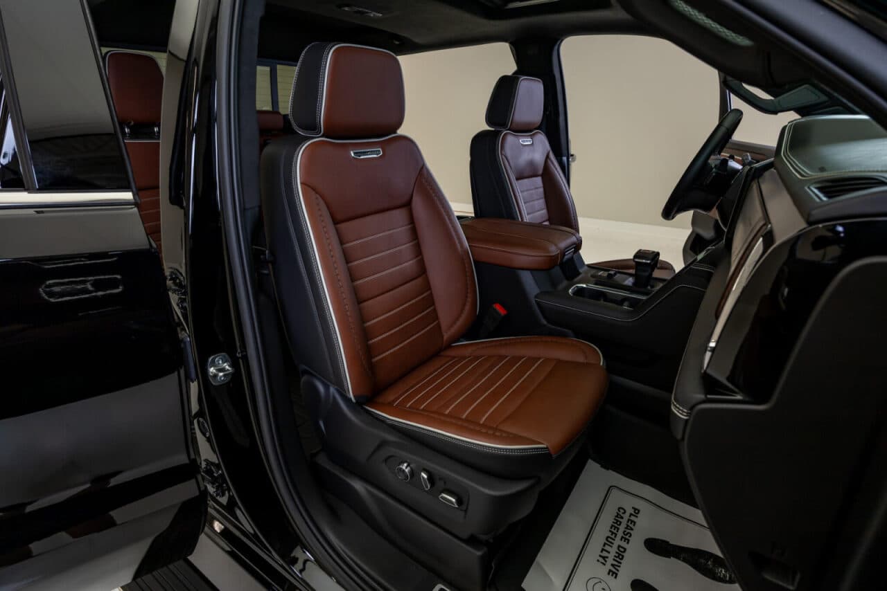 2025 GMC Sierra 1500 Denali Ultimate — photo 28 of 38