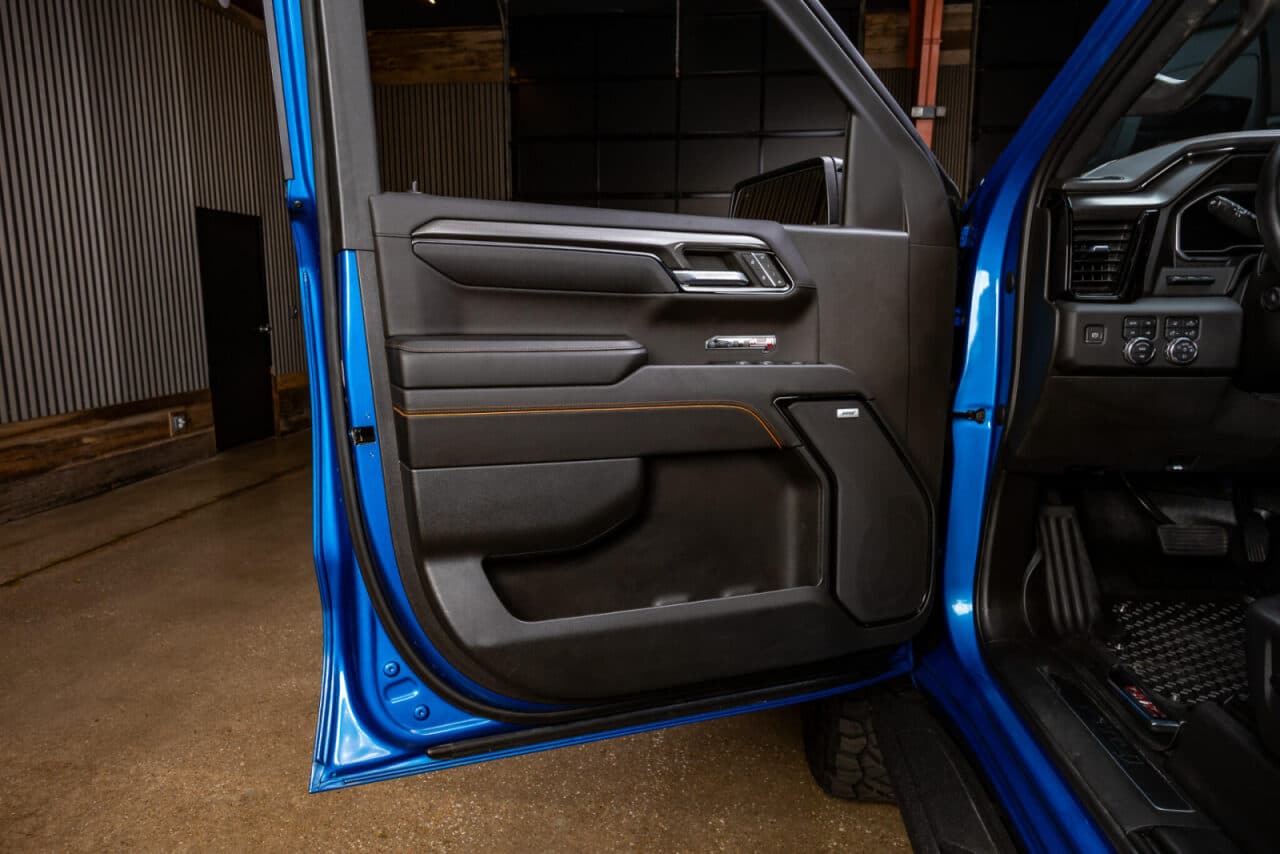 2023 GMC Sierra 1500 AT4 — photo 33 of 38