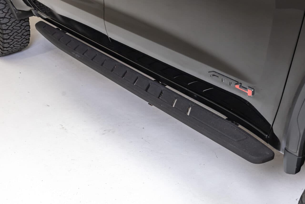 2024 GMC Sierra 1500 AT4 — photo 11 of 40