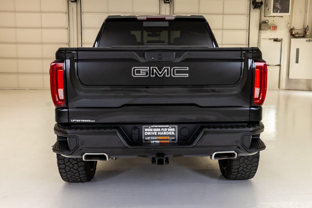 2022 GMC Sierra 1500 Limited SLT — photo 6 of 37