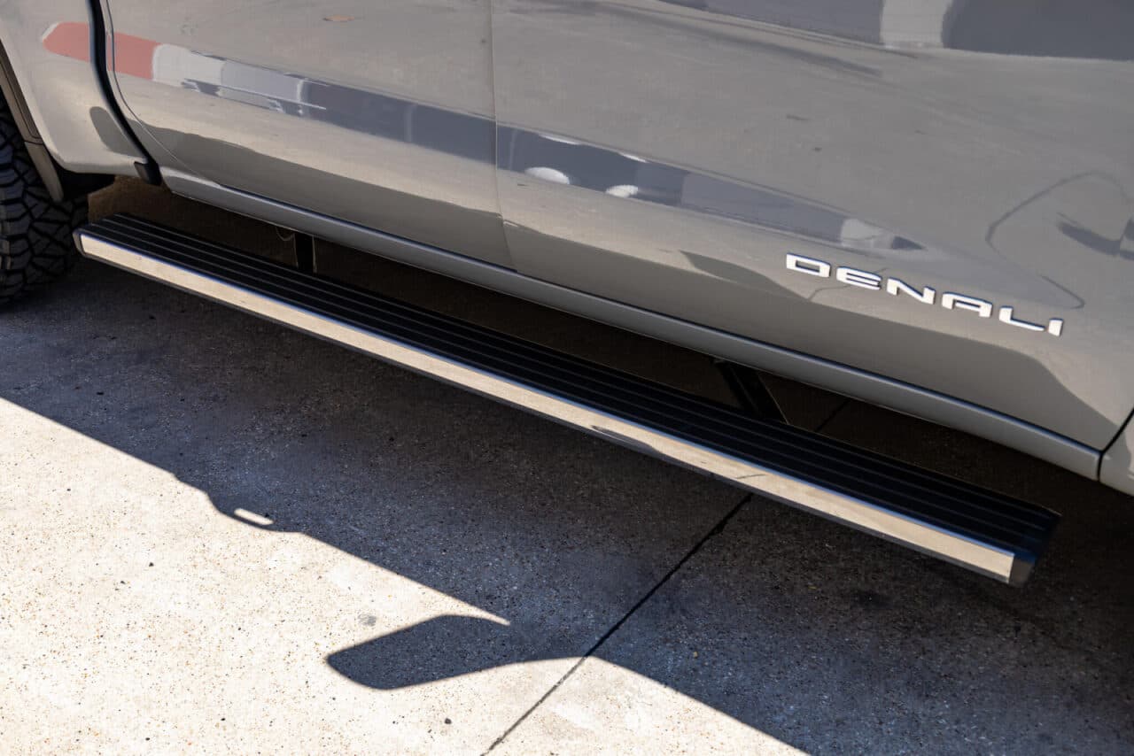 2025 GMC Sierra 1500 Denali — photo 11 of 40