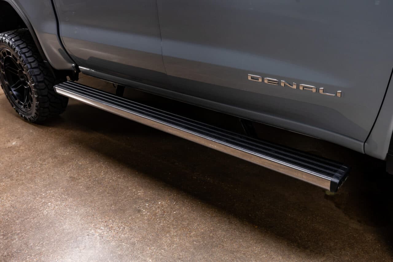 2025 GMC Sierra 1500 Denali — photo 11 of 40