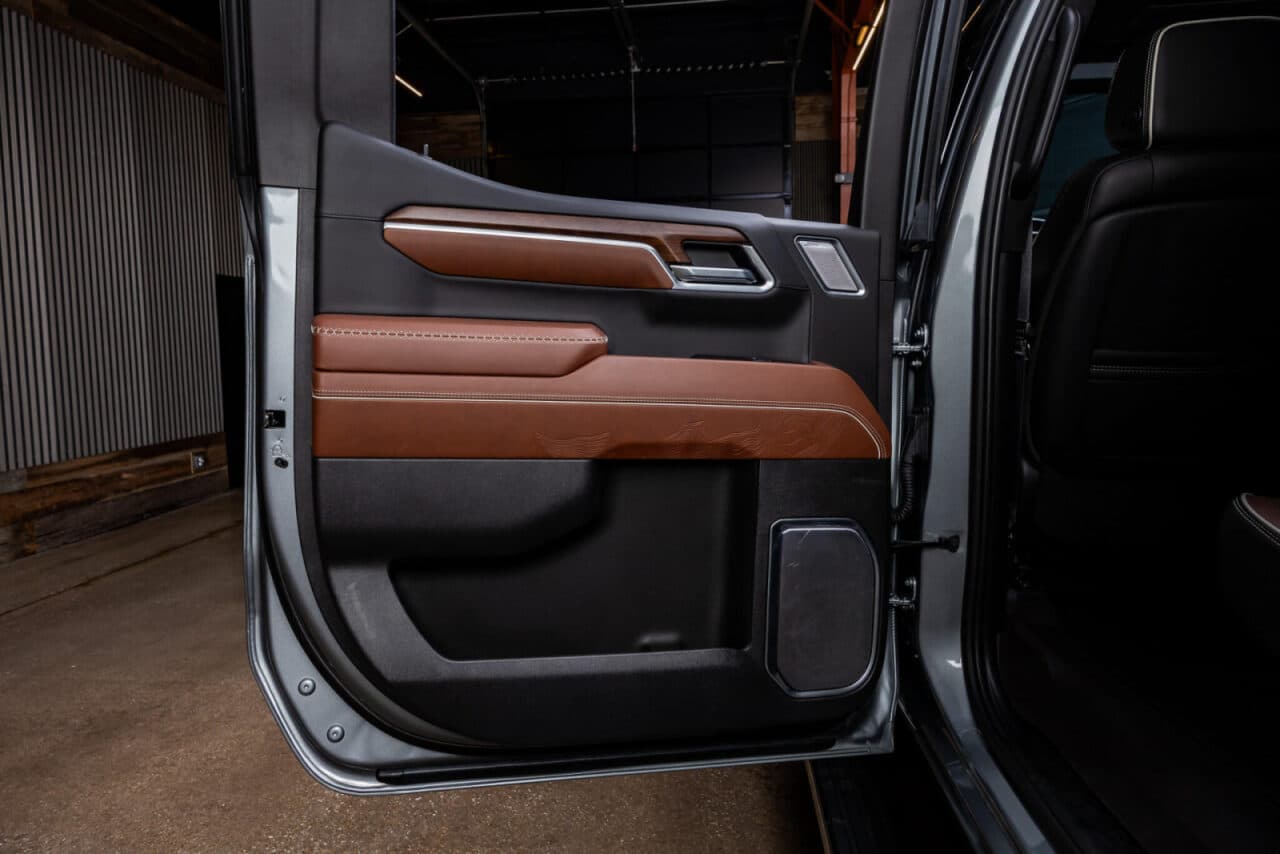 2025 GMC Sierra 1500 Denali Ultimate — photo 37 of 40