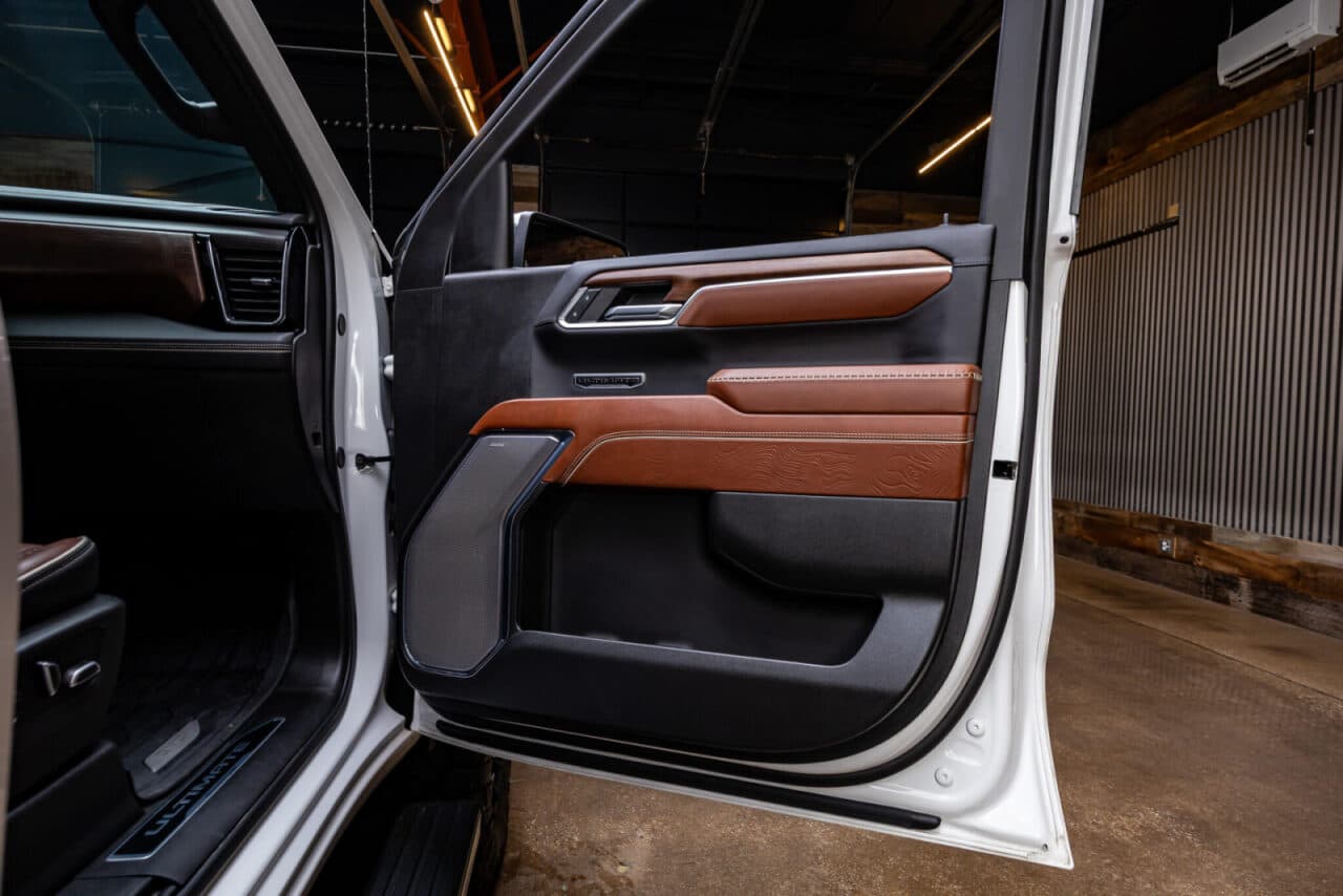 2024 GMC Sierra 1500 Denali Ultimate — photo 36 of 40