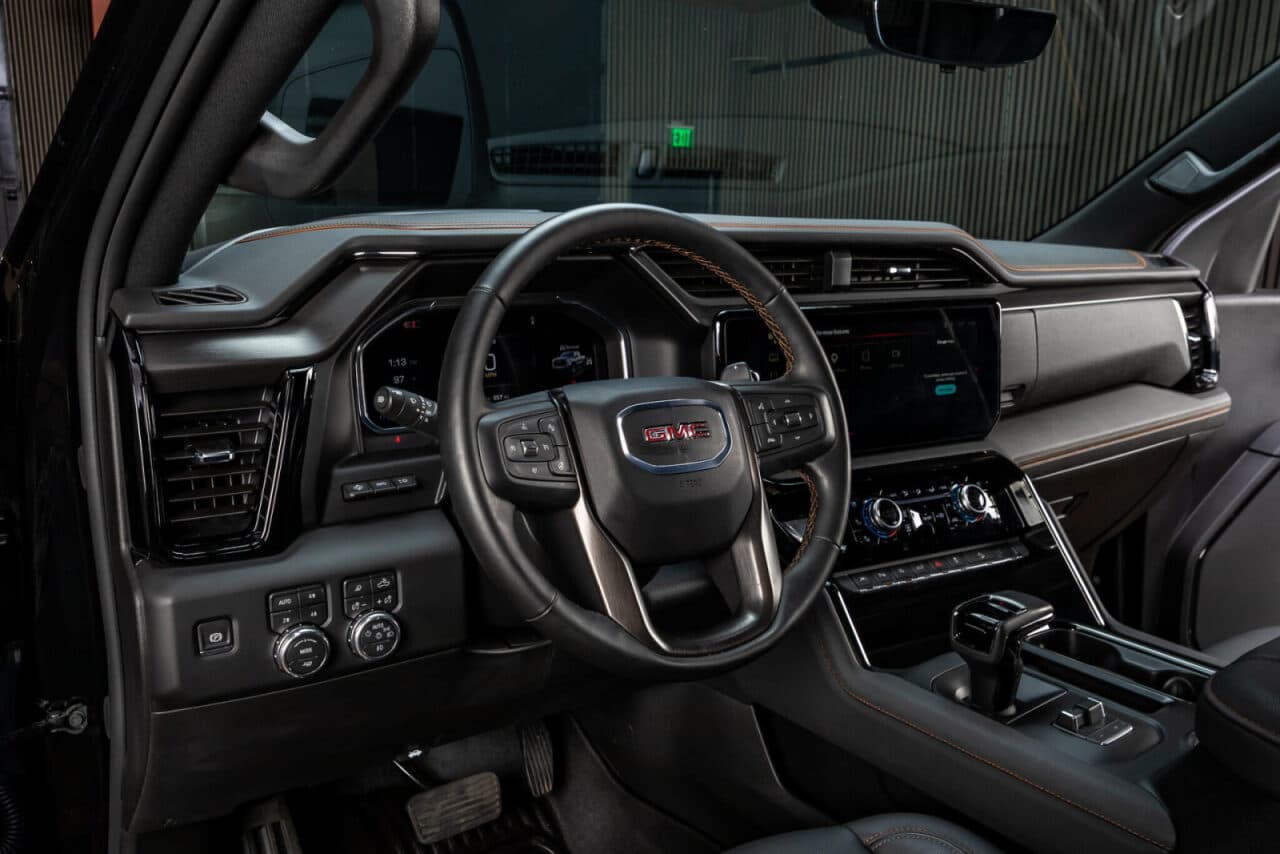 2026 GMC Sierra 1500 AT4 — photo 14 of 38