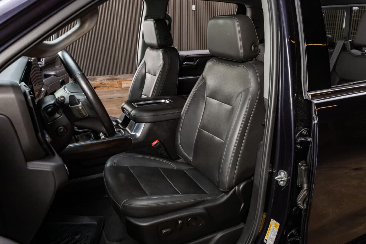 2022 GMC Sierra 1500 SLT — photo 22 of 33
