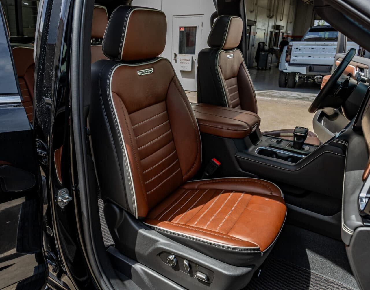 2025 GMC Sierra 1500 Denali Ultimate — photo 30 of 40